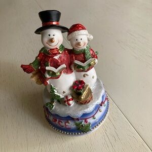Festive Snowman Holiday Musical Figurine. Plays Jingle Bells